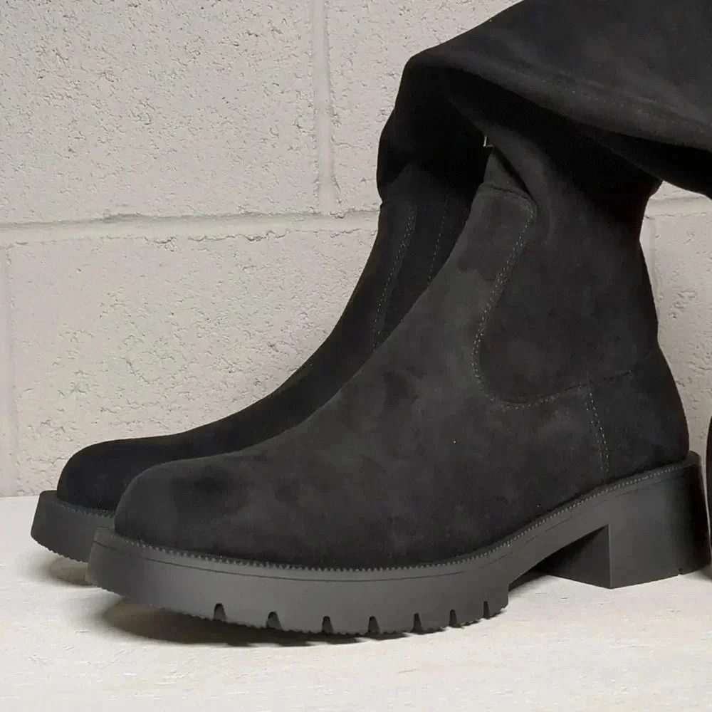 Women's Knee High Faux Suede Lug Boots Size 7.5 NWOT - Picture 3 of 6